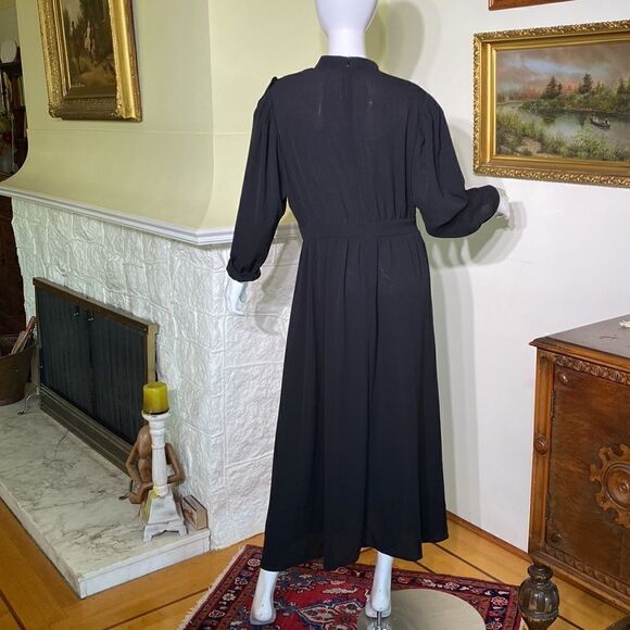 Retro Black Ruffle, Lace & Puffy Sleeves Maxi Dress - Picture 5 of 9